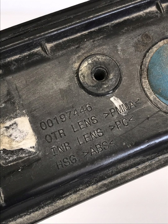 TESLA X TROISIÈME LANTERNE STOP 1034340