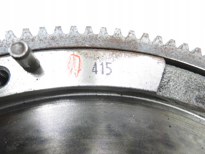 VOLANT BIMASSE MERCEDES W176 A 160 CDI 324066210 415058510 124061010