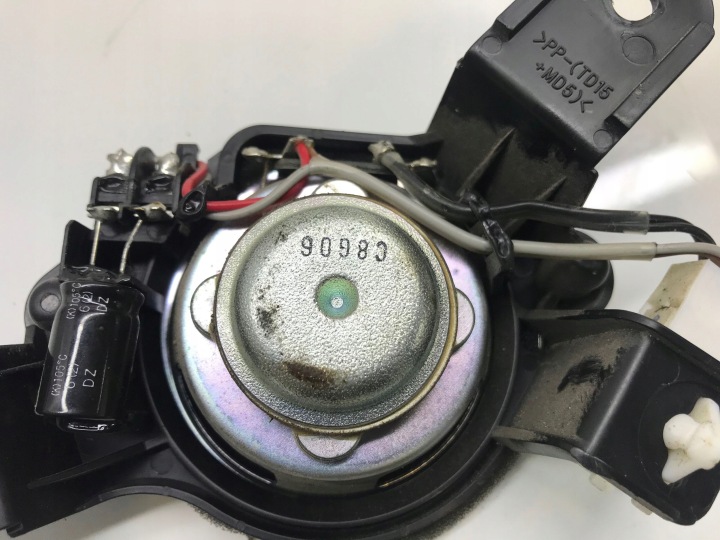 LEXUS IS 220D-250-350 2008 HAUT-PARLEUR PORTES AVANT 8616053260