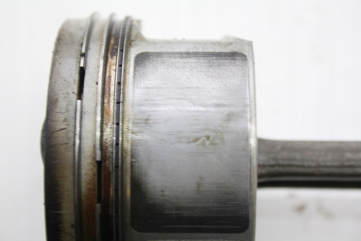 PISTON BIELLE ENSEMBLE ALFA ROMEO 156 GT GTV 2,0 16V JTS 60673761