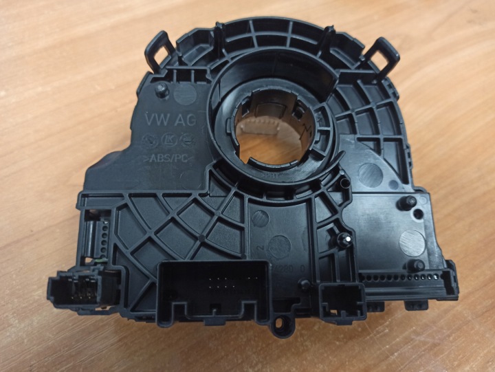 AUDI S4 B8 LIFT A4 PIGNON BANDE AIRBAG 8K0953568B