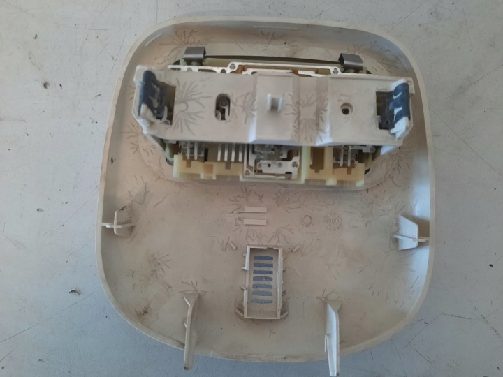 CITROEN C4 08-11 1.6 HDI 90 ÉCLAIRAGE CABINES 9648338577