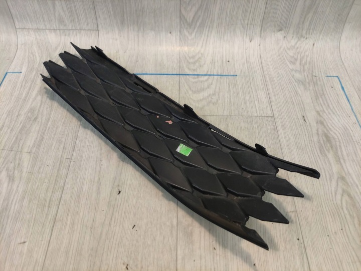 SKODA OCTAVIA MK 4 RS LIFT GRILLE PARE-CHOCS GAUCHE AVANT 5E3807367A
