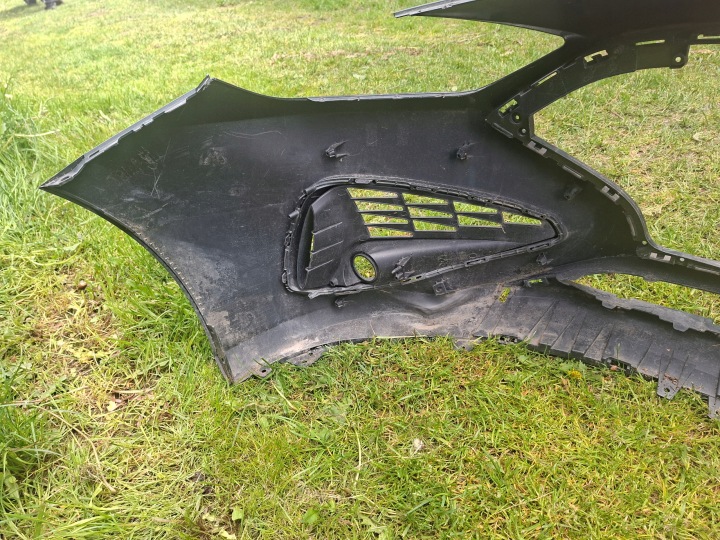 PARE-CHOCS AVANT AVANT HYUNDAI I30 III LIFT NR.2051