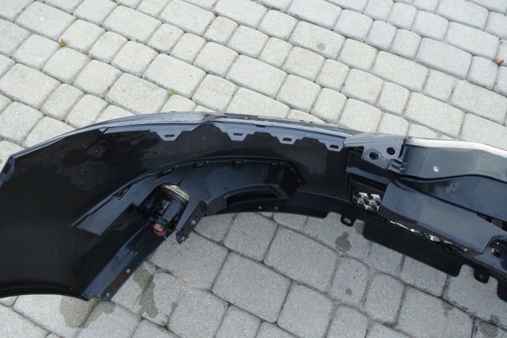 SUBARU LEGACY V SPORT PARE-CHOCS AVANT CALANDRE HALOGÈNES
