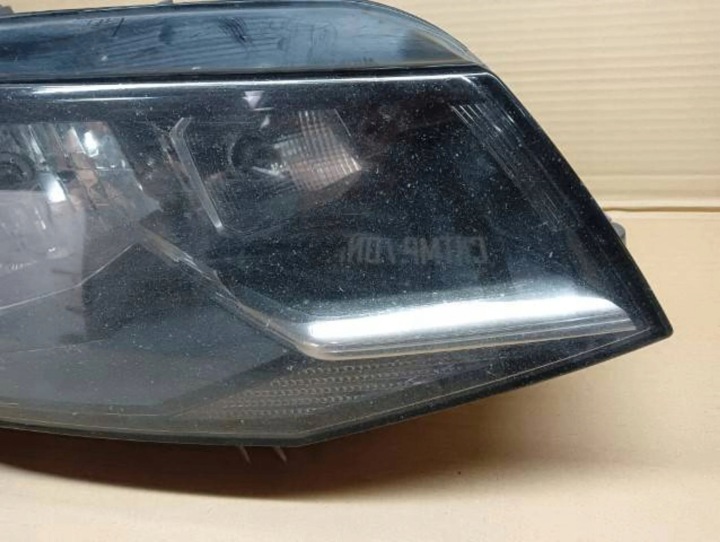 PHARE DROITE AVANT AVANT PROJECTEUR DROIT VW CADDY 15- ANGLAIS