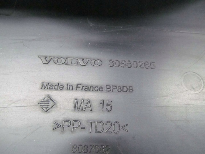 VOLVO V70 XC70 XC90 LIFT COUVERCLE CHÂSSIS ORDINATEUR 30680265 07-14