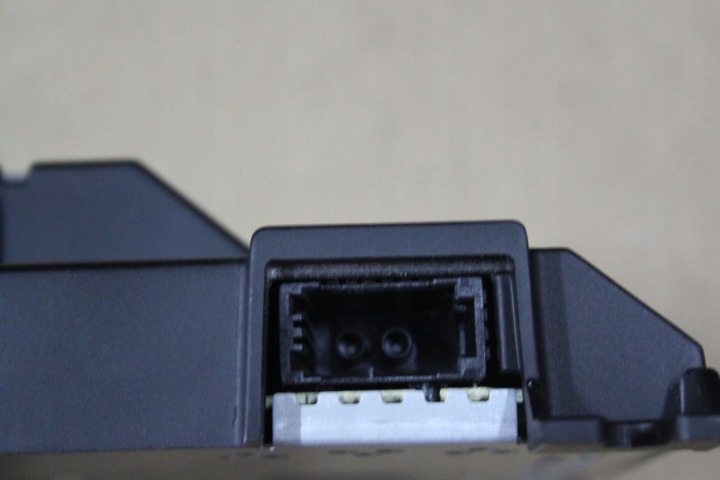 HAUT-PARLEURS PORTES DYNAUDIO AMPLIFICATEUR VW TOUAREG III