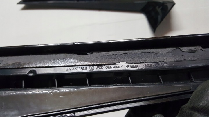 BAGUETTES COUVERCLES DE COFFRE COUVERCLES DE COFFRE L+P CÔTÉ VW GOLF VIII UNIVERSEL 5H9827939B 5H9827940B