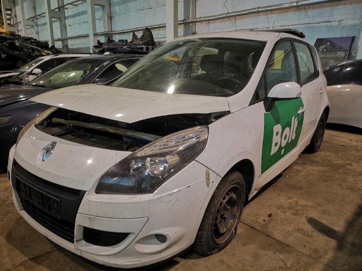 RENAULT SCENIC SERVO FREINS 2010 1.5L 472100005R