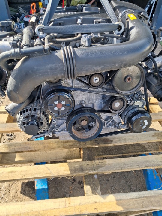 MERCEDES SLK 200 250 SILNOK COMPLET 1.8 A2710108446 271861