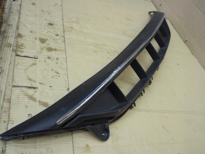GRILLE CALANDRE GRILLE MERCEDES E CLASSE W213 AMG