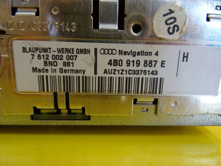 MODULE LECTEUR DE CARTE NAVIGATION AUDI A4 B6 4B0919887E NR17