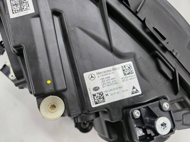 MERCEDES CLA 2 II W118 2019+ PHARE AVANT DROITE COMPLET LED HIGH A1189068400