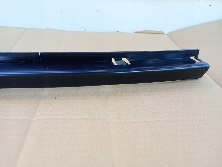 FORD SCORPIO I 85 90 92 94 CALANDRE MOULURE SOUS PROJECTEUR GAUCHE VAN NŒUD