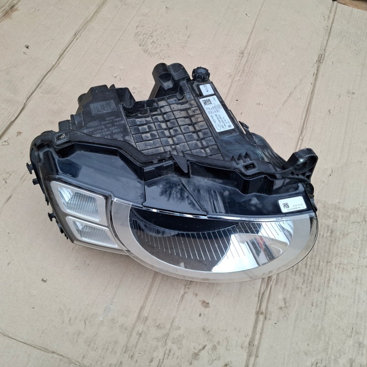 LAND ROVER DEFENDER II L663 2020- PHARE DROIT AVANT COMPLET LED L8B2-13W029-BE