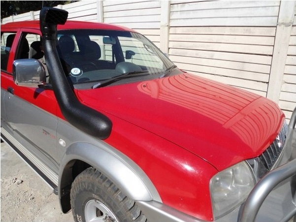 MITSUBISHI L200 (1996-06) | PAJERO SPORT (1998-08) SNORKEL LLDPE KROTSZY 