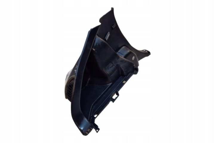 GAUCHE GARNITURE COUVERCLES DE COFFRE NISSAN JUKE (F16) 849511KB0A 1.5L DIESEL 2012