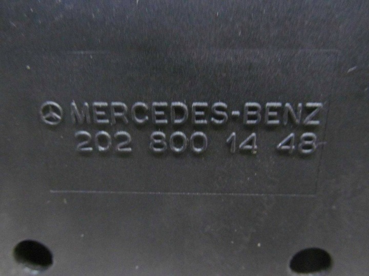 MERCEDES C W202 POMPE SERRURE CENTRAL 2028001448