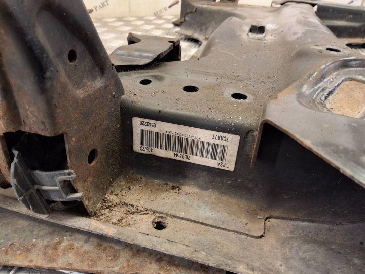 CHÂSSIS AVANT PEUGEOT 2008 II 0543225