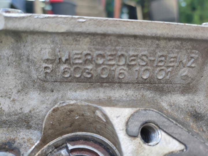 MERCEDES 300D W124 3,0D CULASSE 300 DIESEL OM603