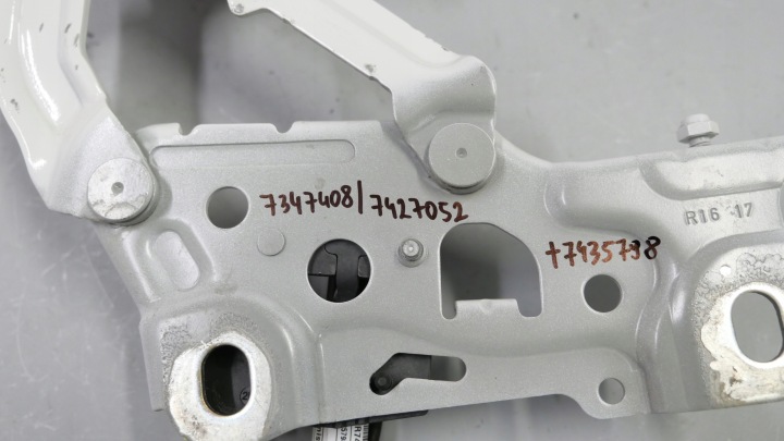 BMW G11 G30 G31 G14 G15 CHARNIÈRE CAPOTS DROIT MOYEU A300 ALPINWEISS