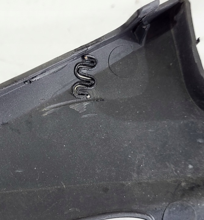 PRISE CÔTÉ DÉFLECTEUR D'AIR DROITE HONDA NSS 125 FORZA 2018-2019R 64433-K0B-T000