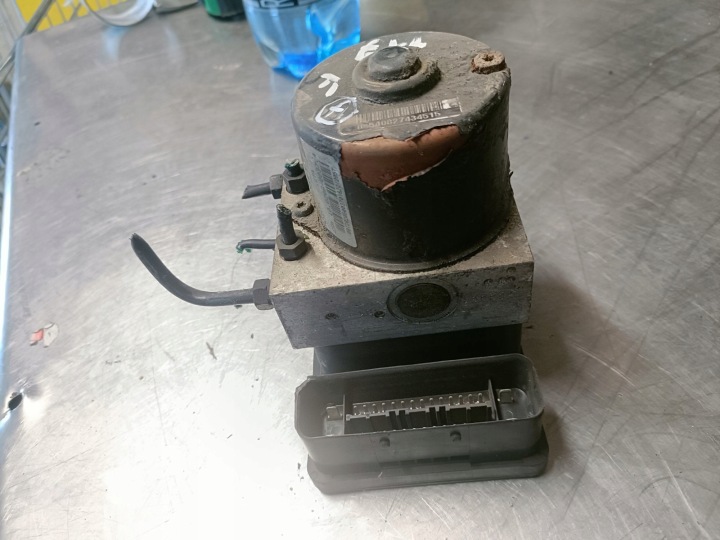 GOLF IV AUDI A3 POMPE DE FREIN ABS 1J0614117F 1C0907379J