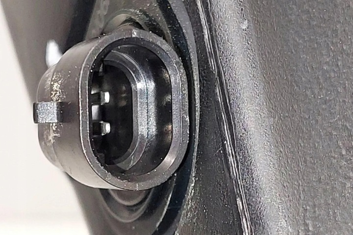 RÉSERVOIR LAVE-GLACES TESLA 163704300B ÉLECTRIQUE 2022