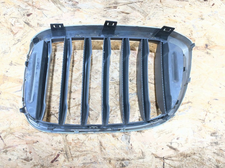 BMW X3 III G01 17-21 CALANDRE GRILLE RÉSERVOIR DROITE AVANT AVANT