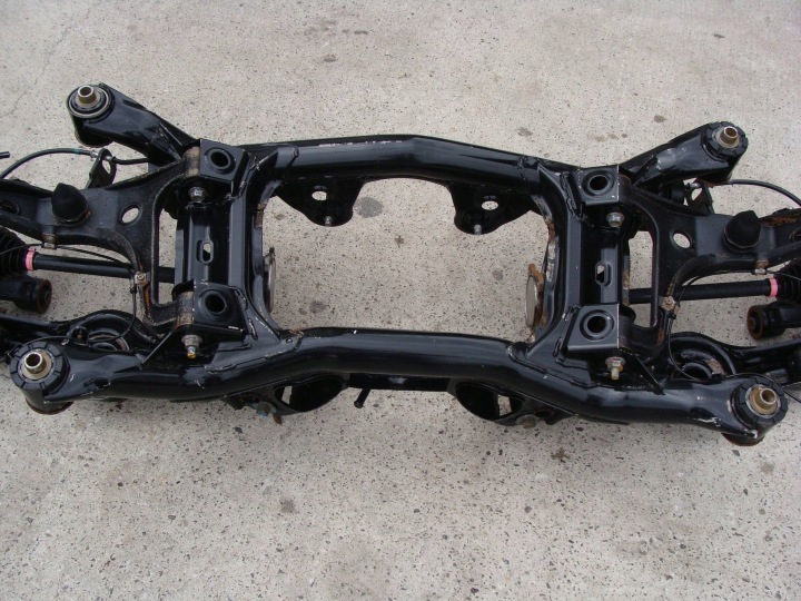 SUSPENSION ARRIÈRE COMPLET SUZUKI GRAND VITARA II 1.9 DDIS NON MALOWANE