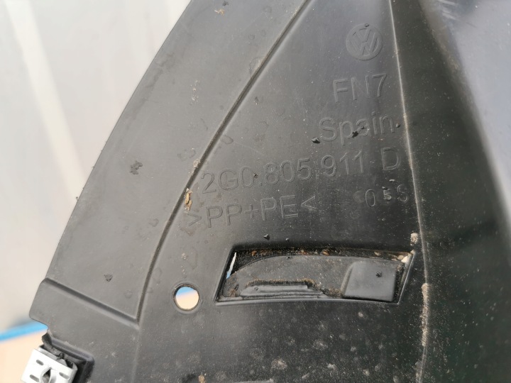 VW POLO VI 2G0 PASSAGE DE ROUE AVANT GAUCHE 2G0805911D