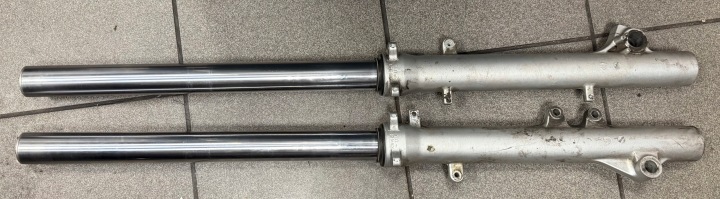 SUZUKI XF 650 FREEWIND BIELLETTES SUSPENSION AVANT