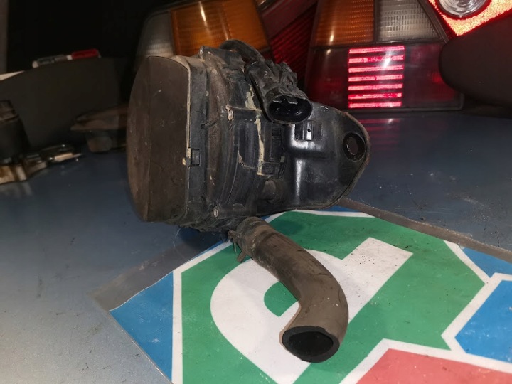 POMPE AIR SECONDAIRE OPEL VECTRA B GM 90530018
