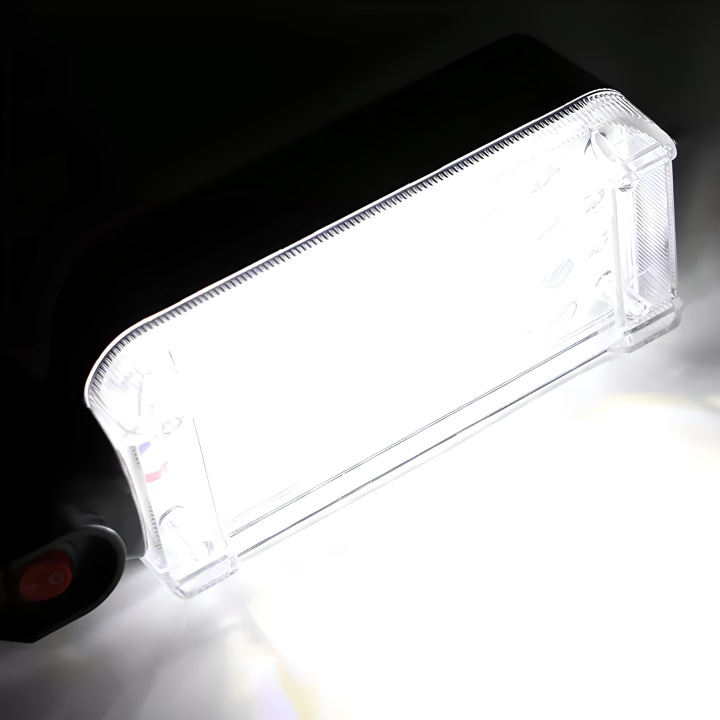 PHARE ATELIER 25 LED KANALOWA CROCHET AIMANT 245V