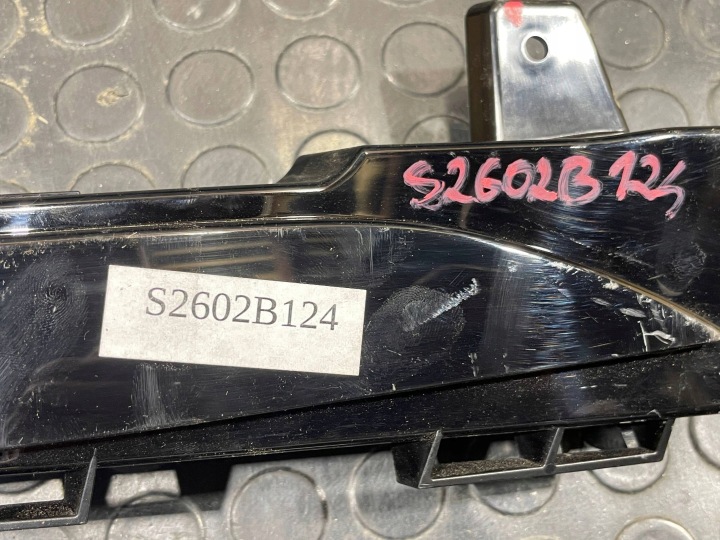 TESLA MODÈLE 3 17-23 CALANDRE GRILLE INFÉRIEURE PARE-CHOCS GAUCHE AVANT AVANT