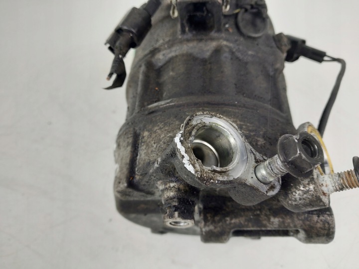 COMPRESSEUR COMPRESSEUR DE CLIMATISATION P30630921 VOLVO XC60 I 2.4 D5