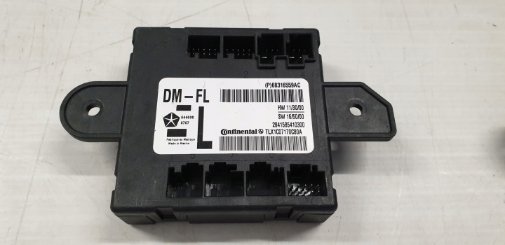 JEEP CHEROKEE GRAND MODULE PORTES GAUCHE DROIT P68316559AC P68316558AC