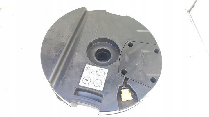 AUDI Q7 4L HAUT-PARLEUR WOOFER 4L0035382A photo 1 - milautoparts-fr.ukrlive.com