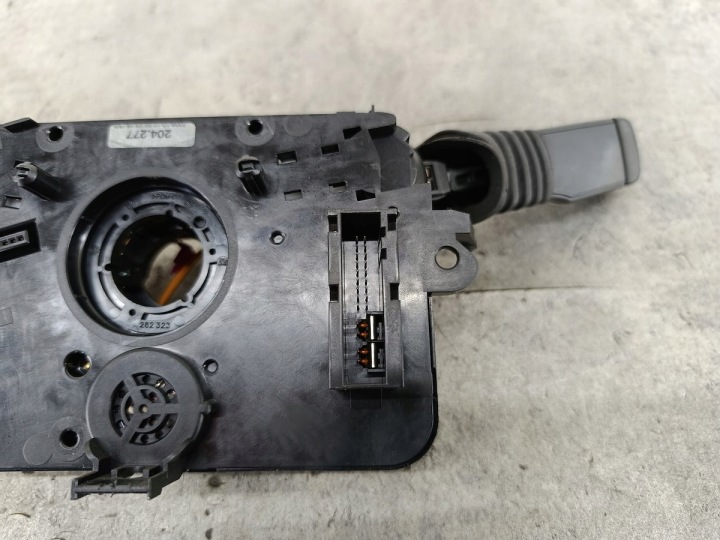 COMMUTATEUR COMPOSITE OPEL ASTRA H GTC 13250221GC GM VALEO 1.8 16V