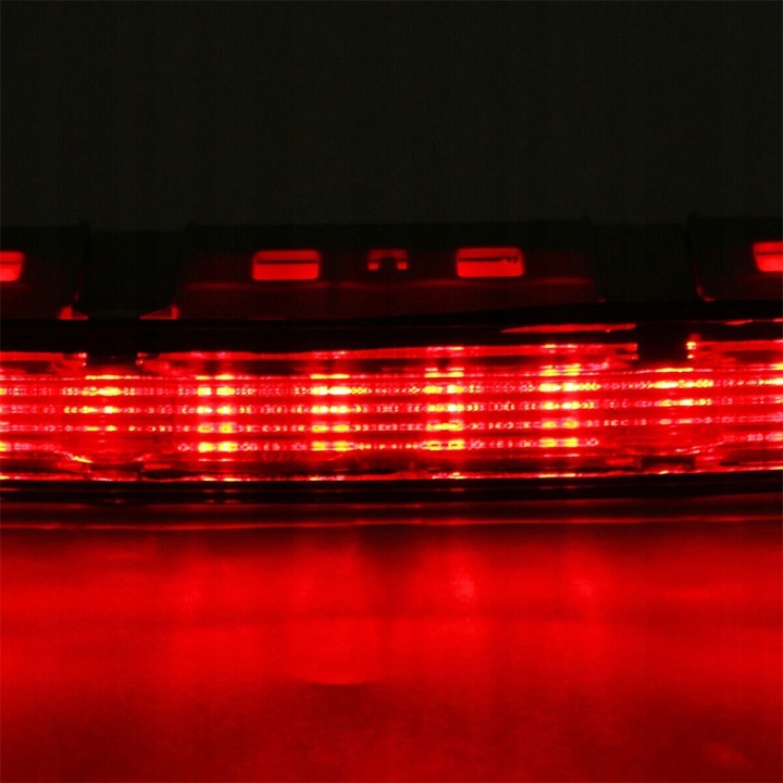 TROISIÈME LANTERNE STOP PHARE LED A1648201056 VERS MERCEDES W164 05-11