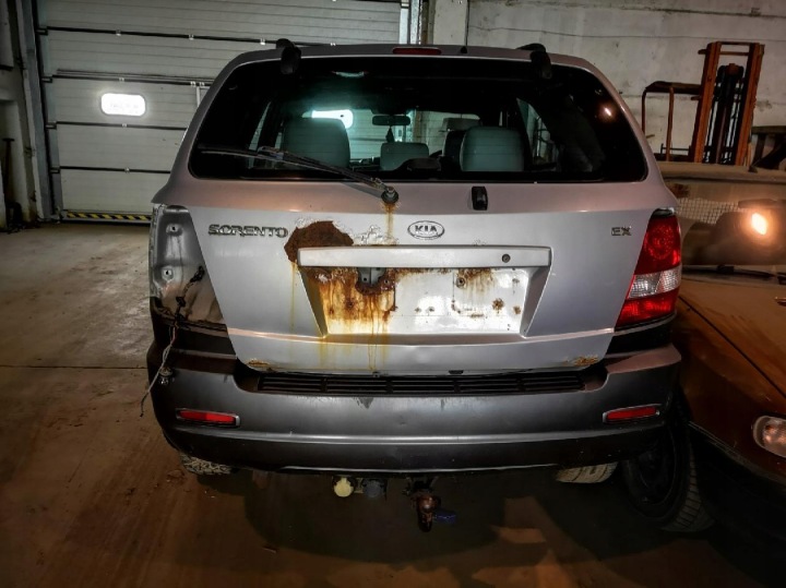 KIA SORENTO DÉFLECTEURS AIR VERS CABINES 2004 2.5L 974803E000 97480-3E000