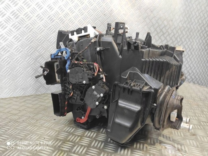 AUDI A4 B8 2.0 TDI CAGA VENTILATEUR CHAUFFAGE CLIMATISATION WYSZKOW WAWA