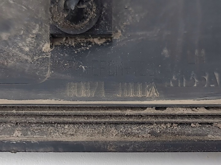 NISSAN QASHQAI 2007 GAUCHE CÔTÉ MOULURE PORTES AVANT