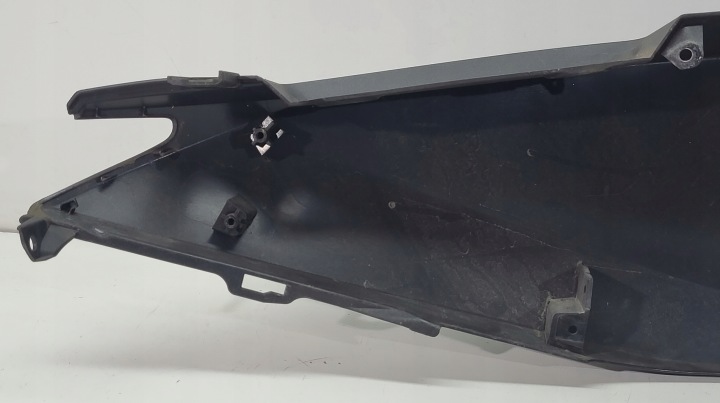QUEUE PLASTIQUE GAUCHE HONDA NSS 350 125 FORZA 2021-2022R 83600-K1B-T000