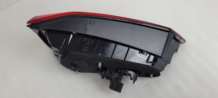 PHARE GAUCHE ARRIÈRE ARRIÈRE DANS COUVERCLE DE COFFRE LED SEAT ATECA LIFT 2020- 575945307F