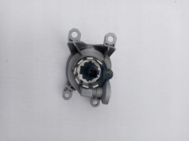 PHARES ANTIBROUILLARD DROIT TOYOTA RAV4 V 81211-52140 KOITO 12-643