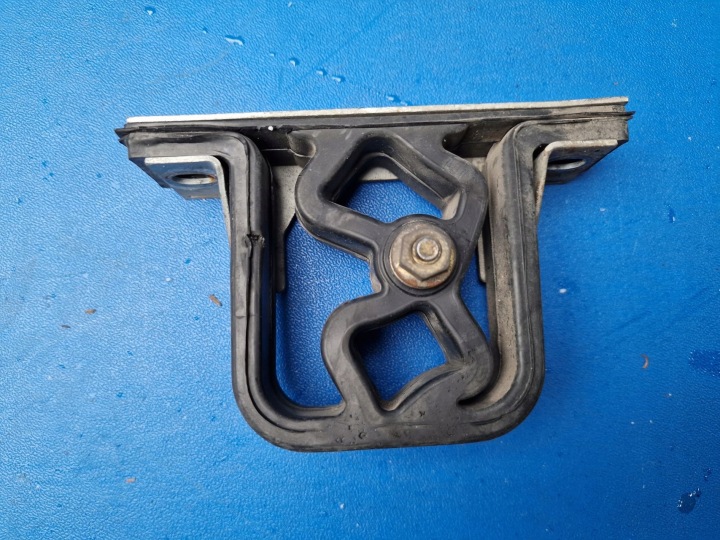 2 CV FIXATION POIGNÉE SUPPORT CAOUTCHOUC ÉCHAPPEMENT BMW M3 E46 2003