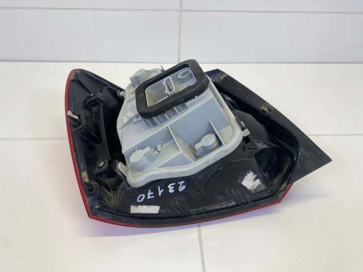PHARE ARRIÈRE DROITE CÔTÉ VOLKSWAGEN POLO 5 RESTYLAGE 2018 6R0945258