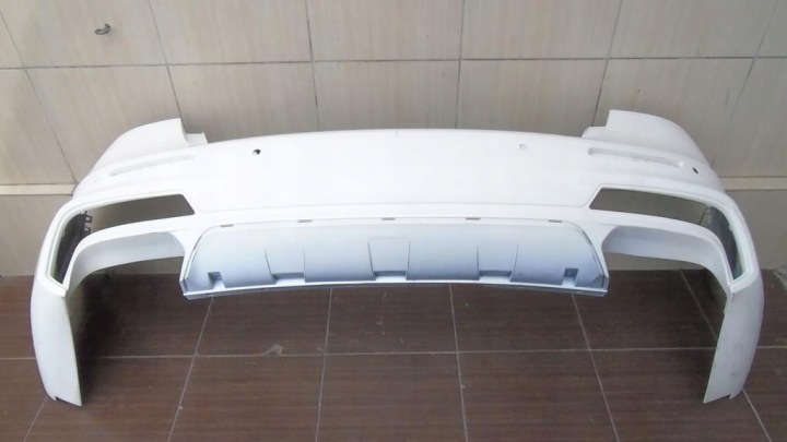 PARE-CHOCS ARRIÈRE MASERATI QUATTROPORTE GTS 17 -19